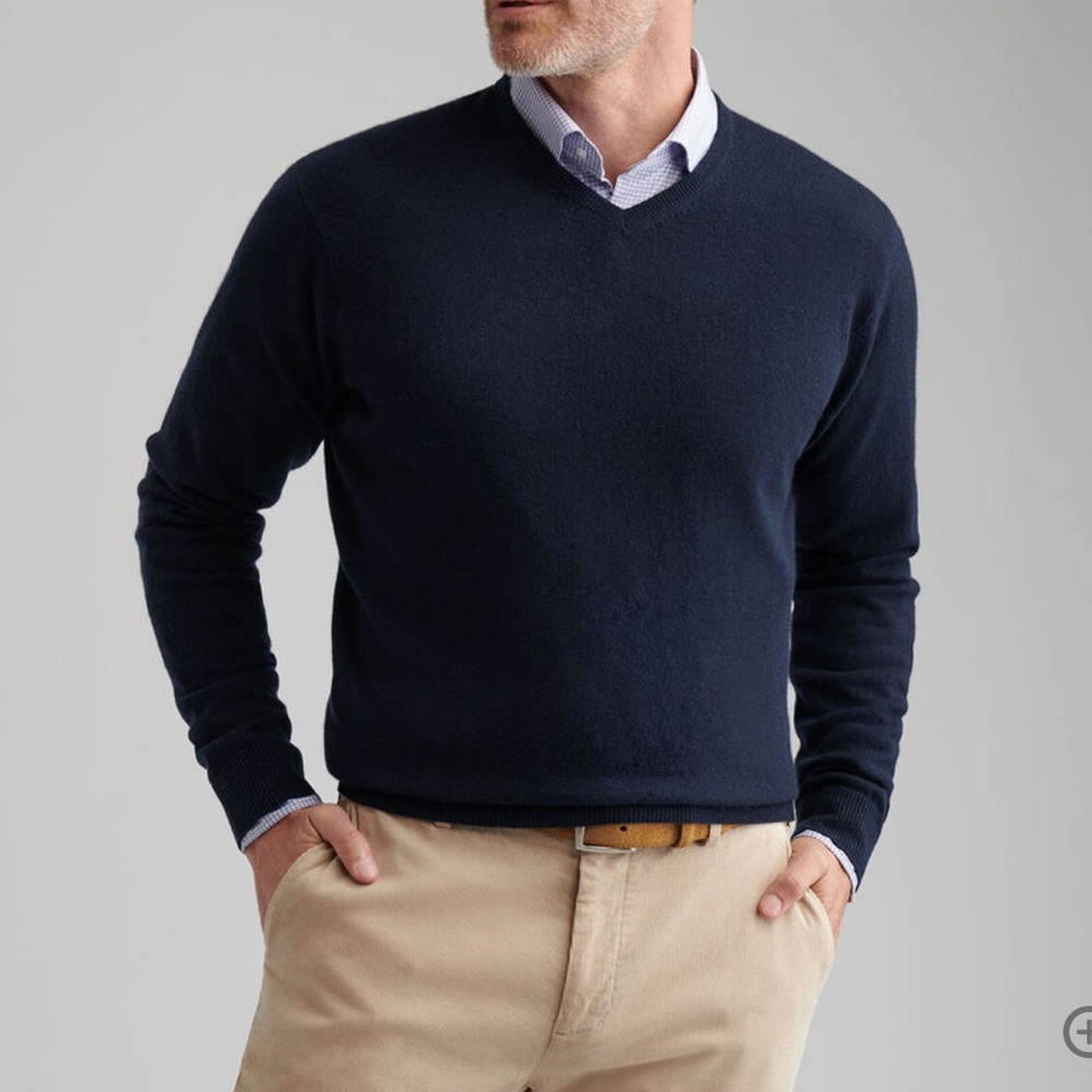 Peter Millar 100% Merino Wool V Neck Sweater Navy Blue Large
